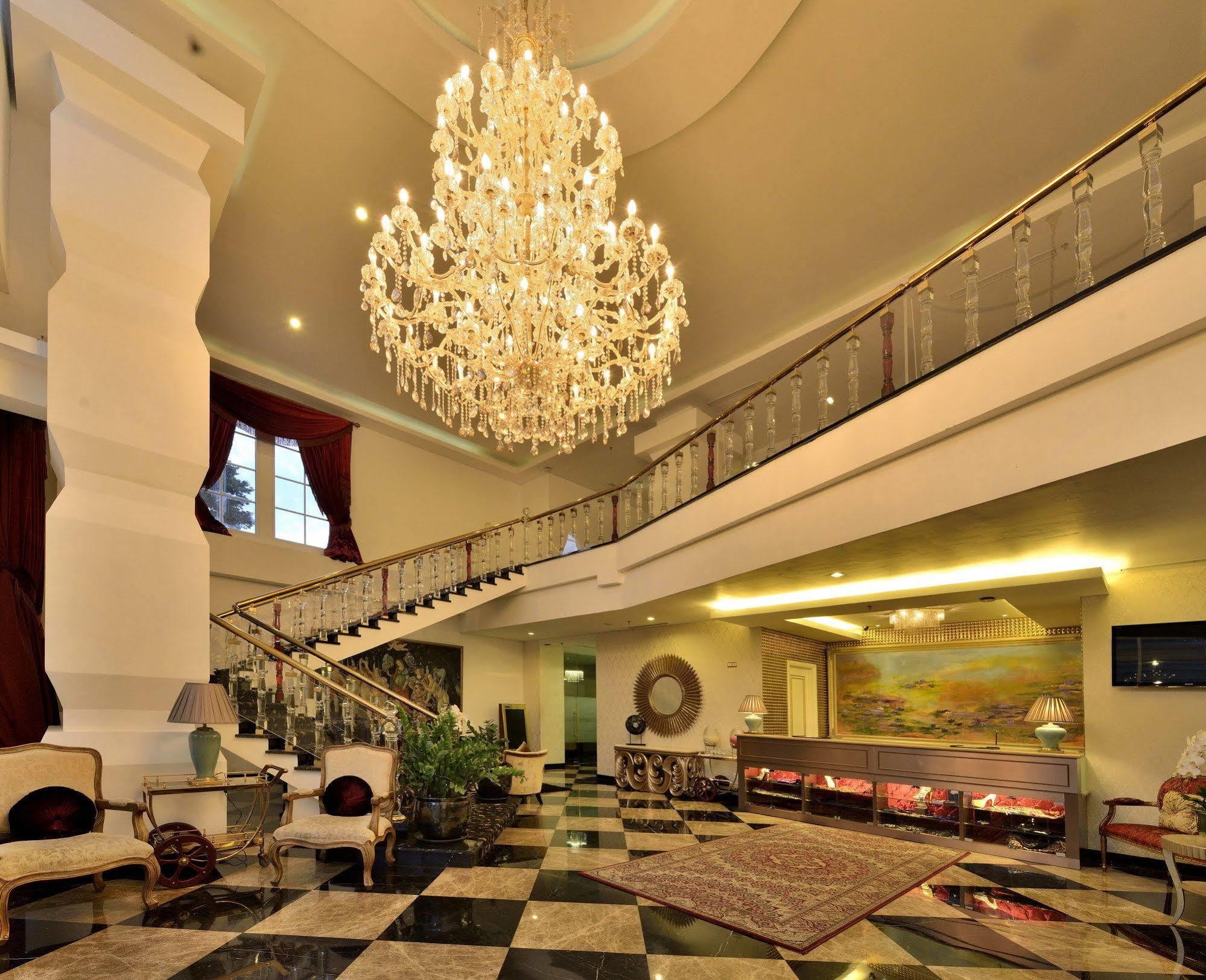 Hotel Amaroossa Royal Bogor Exteriér fotografie